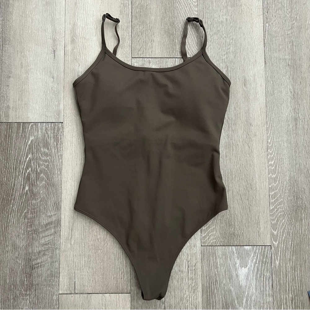 P'tula Scoop neck Bodysuit